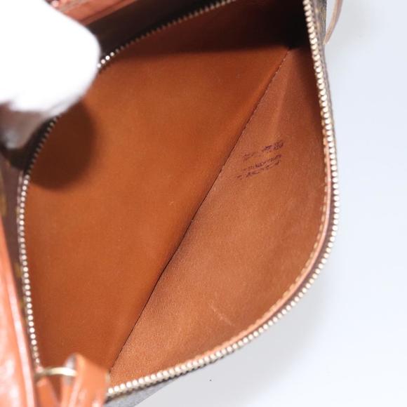 LOUIS VUITTON Monogram Pochette sports Clutch Bag N0.183 LV Auth 111833 - Picture 11 of 16